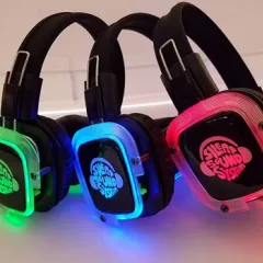Los tres canales de audio del sistema EKKO en verde, azul y rojo